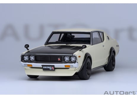 ”オンラインストア限定モデル”　AUTOart 1/18　日産 スカイライン 2000GT-R （KPGC110）チューンド・バージョン（ホワイト／カーボン・ボンネット）　77478