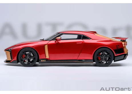 AUTOart 1/18　NISSAN GT-R50 by ITALDESIGN （メタリック・レッド／ゴールド）　77514