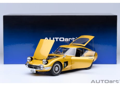 AUTOart 1/18　トヨタ 2000GT 1967 （ゴールド）　79549