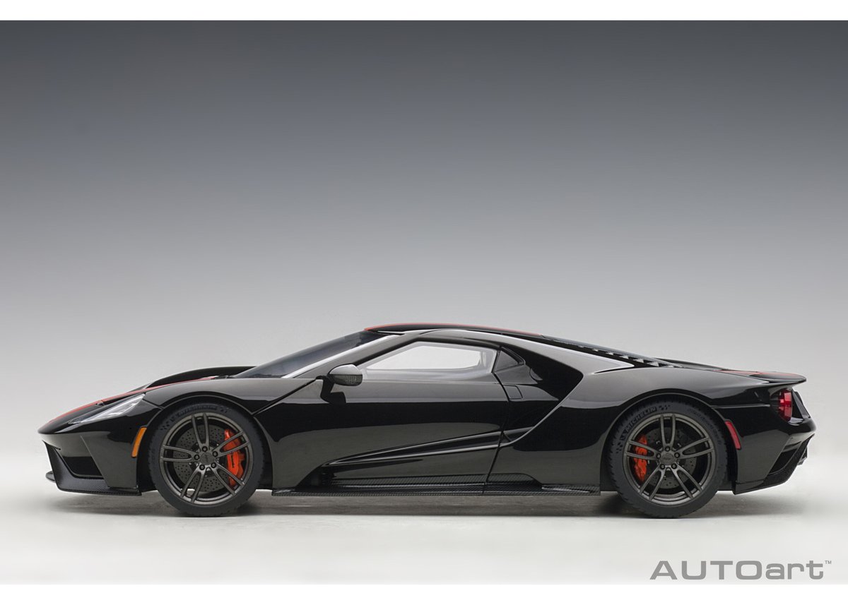 AUTOart 1/18 フォード GT 2017 (ブラック/オレンジ AUTOart 1/18 フォード GT 2017 (ブラック/オレンジ