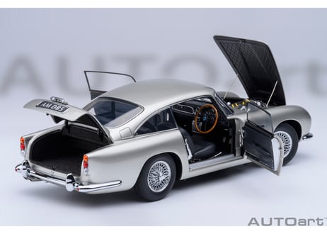 AUTOart 1/18　アストンマーチン DB5 （シルバー・メタリック）　70287