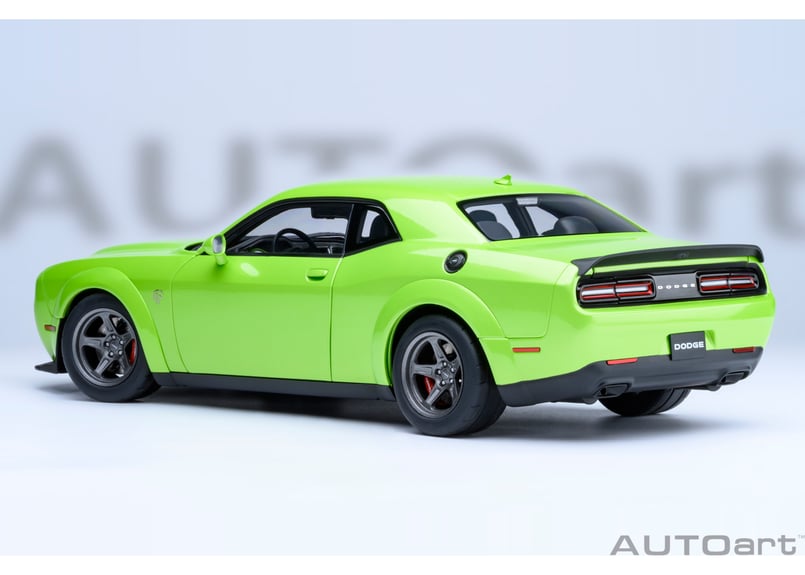 AUTOart 1/18 ダッジ チャレンジャー SRT スーパー ストック 2023