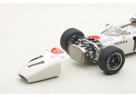 AUTOart 1/18　ホンダ RA272 F1 1965 #11 メキシコGP 優勝 (リッチー・ギンサー＜ドライバーフィギュア付き＞)　世界2,000台限定　86599