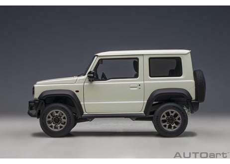 AUTOart 1/18　スズキ ジムニー シエラ （JB74） （ホワイト・パール）　78511