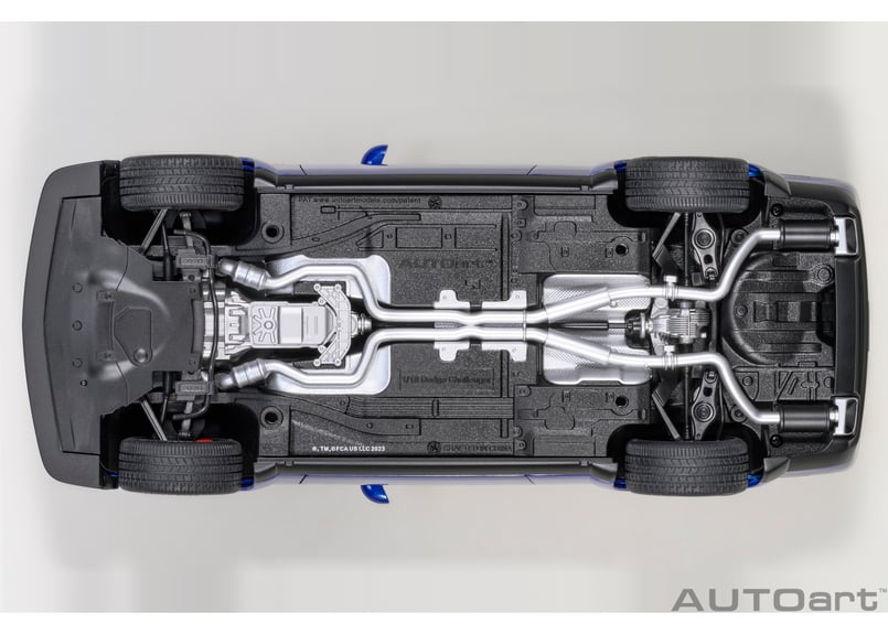 AUTOart 1/18 ダッジ チャレンジャー R/T スキャットパック ワイド