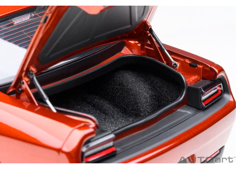 AUTOart 1/18　ダッジ チャレンジャー R/T スキャットパック ワイドボディ 2022 （SINAMON STICK / メタリック・オレンジ）　71773