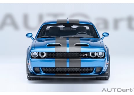 AUTOart 1/18　ダッジ チャレンジャー SRT スーパー ストック 2023 （パール・ブルー／カーボンブラック・ストライプ ＜FROSTBITE＞）　71767