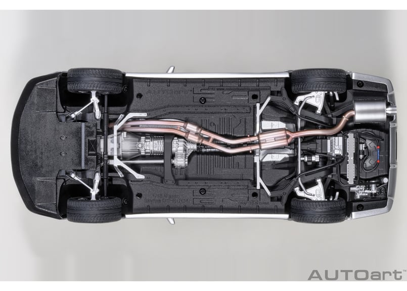 AUTOart 1/18 ニスモ R34 GT-R Z-tune (Z-tune シルバー) AUTOart 1/18 ニスモ R34 GT-R Z-tune (Z-tune シルバー)