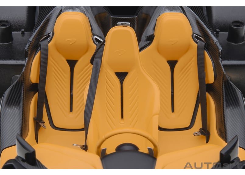 AUTOart 1/18 マクラーレン スピードテール （メタリック