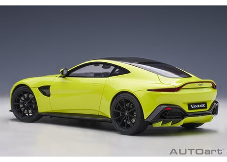 AUTOart 1/18　アストンマーチン ヴァンテージ 2019 （メタリック・ライムグリーン／カーボンブラック・ルーフ）　70279