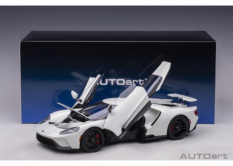 AUTOart 1/18　フォード GT 2017 （ホワイト）　72941
