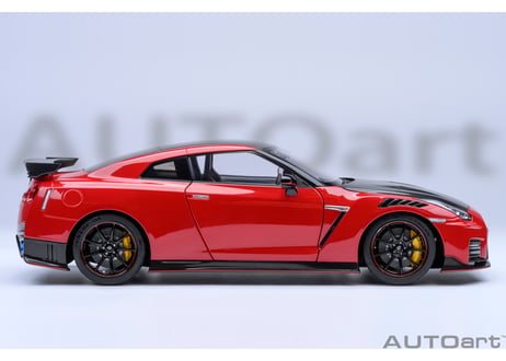 AUTOart 1/18　日産 GT-R （R35） ニスモ スペシャルエディション （バイブラントレッド）　77502