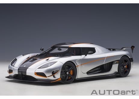 AUTOart 1/18　ケーニグセグ アゲーラ RS （メタリック・シルバー／カーボンブラック）　79024