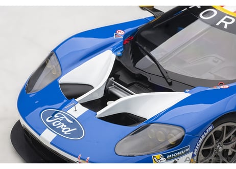 AUTOart 1/18　フォード GT 2016 #69 （ル・マン24時間レース LMGTE Proクラス3位）　81612