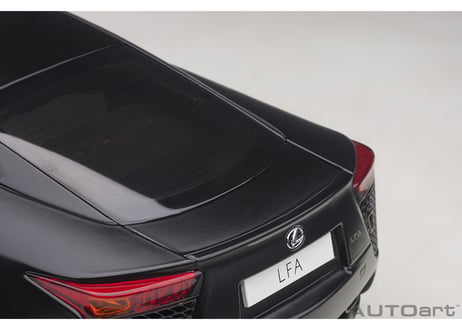 AUTOart 1/18　レクサス LFA （マット・ブラック）　78852