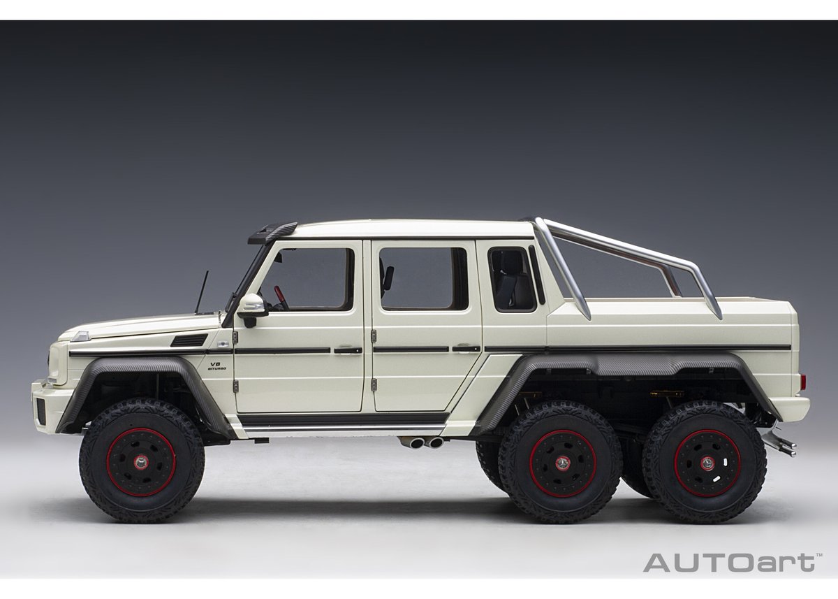 オートアート 1/18 メルセデス・ベンツ G63 AMG 6X6 (パール オートアート 1/18 メルセデス・ベンツ G63 AMG 6X6 (パール