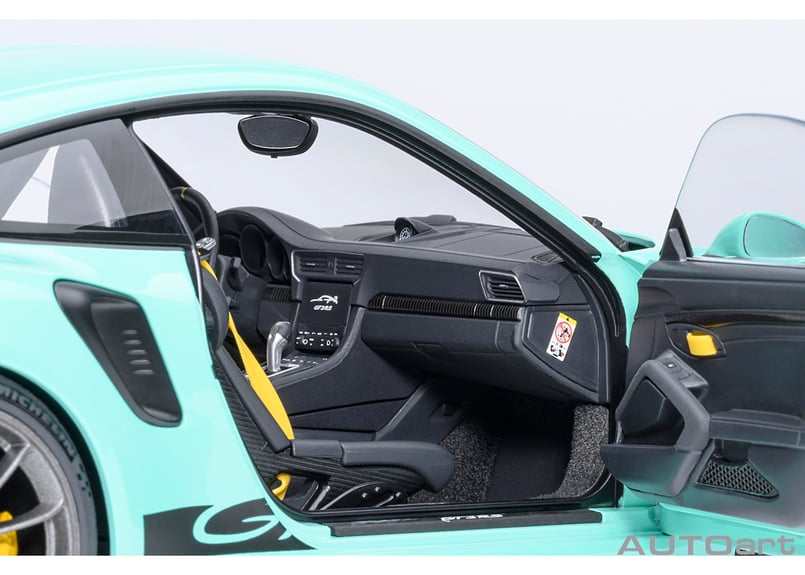 AUTOart 1/18 ポルシェ 911 （991.2） GT3 RS （ミントグリーン）
