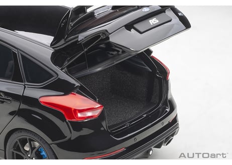 AUTOart 1/18　フォード フォーカス RS （ブラック）　72952