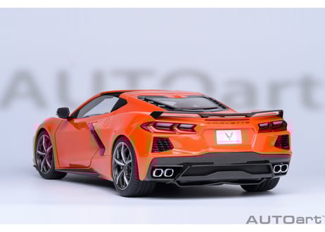AUTOart 1/18　シボレー コルベット （C8） スティングレイ Z51 （オレンジ）　71283