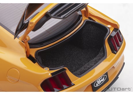 AUTOart 1/18　フォード シェルビー GT350R （メタリック・オレンジ）　72929