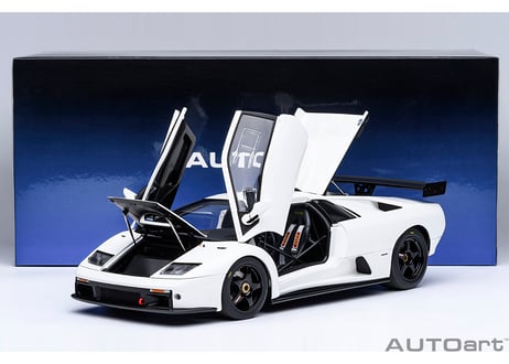 AUTOart 1/18　ランボルギーニ ディアブロ GTR （ホワイト）　79136