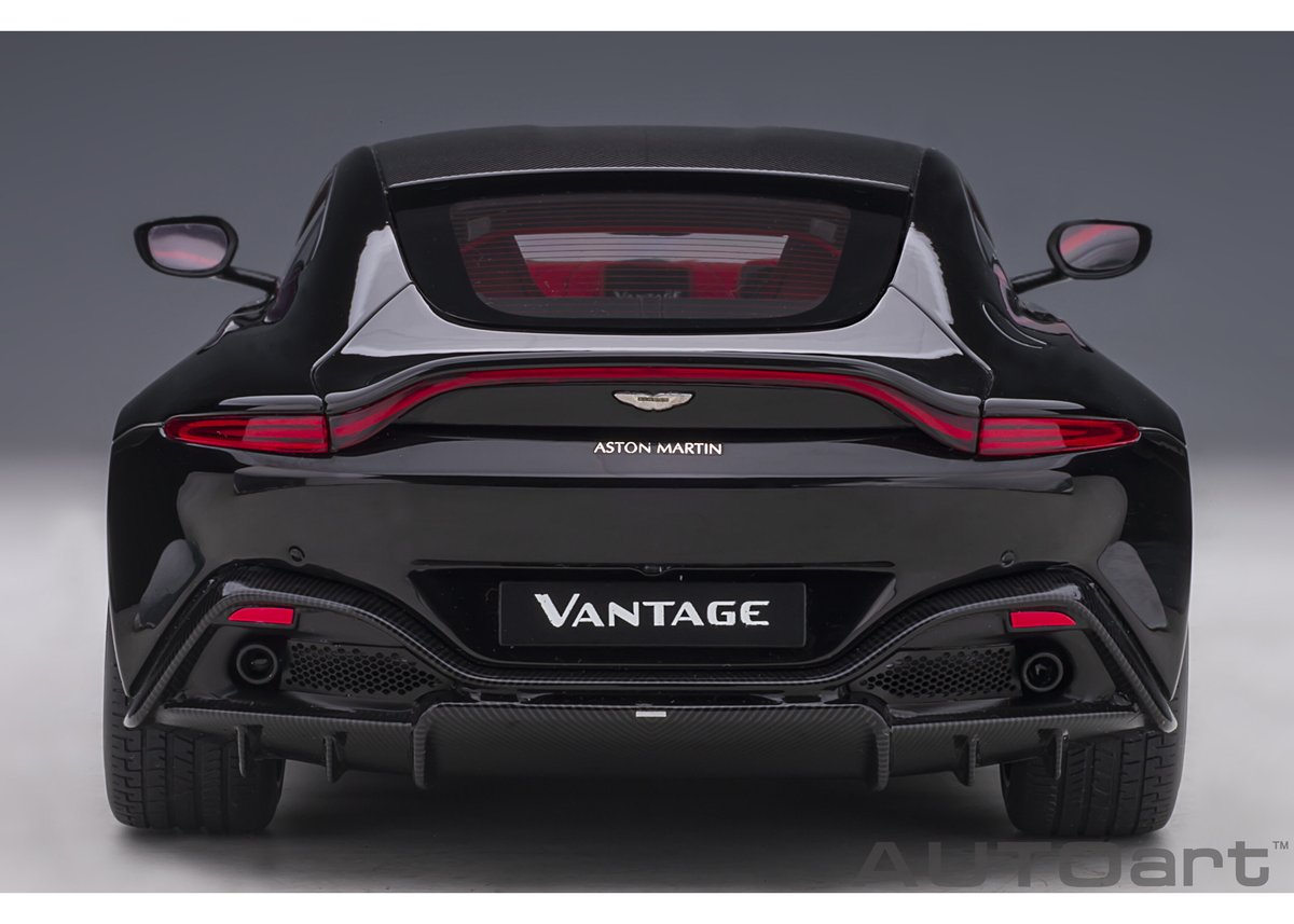AUTOart 1/18 アストンマーチン ヴァンテージ 2019 (ブラック AUTOart 1/18 アストンマーチン ヴァンテージ 2019 (ブラック