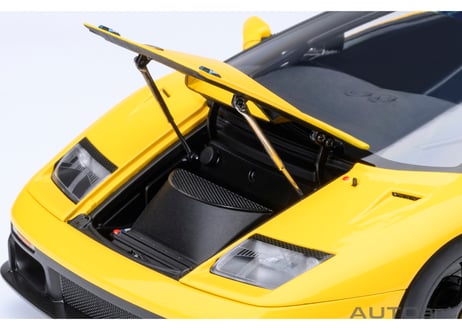 AUTOart 1/18　ランボルギーニ ディアブロ GTR （イエロー）　79138