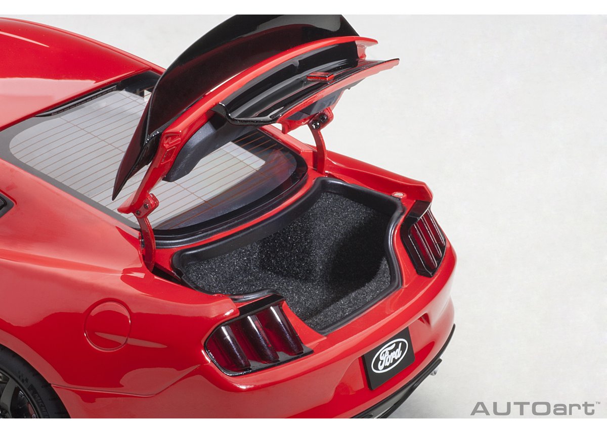 AUTOart 1/18 フォード シェルビー GT350R (レッド) 72935 | AU AUTOart 1/18 フォード シェルビー GT350R (レッド) 72935 | AU