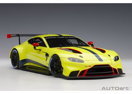 AUTOart 1/18　アストンマーチン ヴァンテージ GTE 2018 （プレゼンテーションカー）＊開閉無し　81807