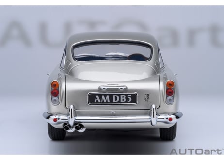 AUTOart 1/18　アストンマーチン DB5 （シルバー・メタリック）　70287