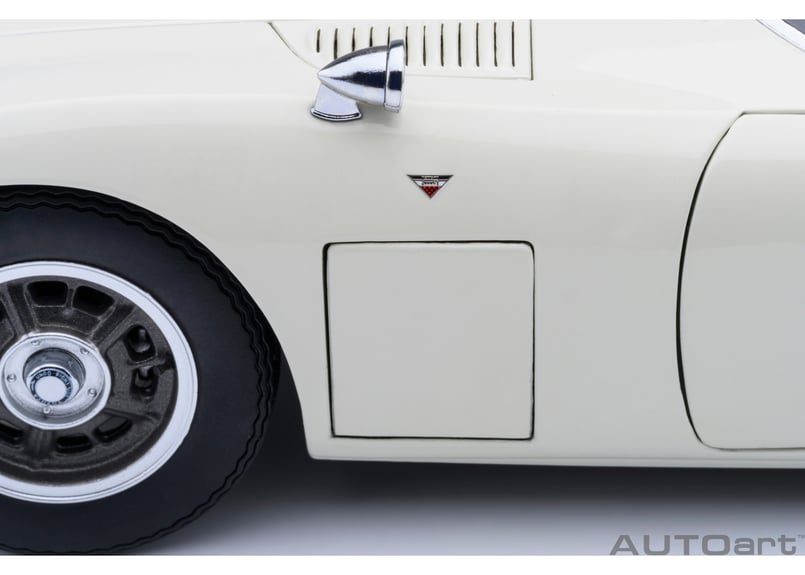 AUTOart 1/18 トヨタ 2000GT 1967 （ホワイト） 79546 | AUT