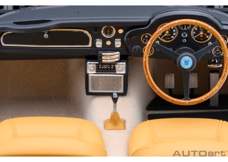 AUTOart 1/18　アストンマーチン DB5 （ダークグリーン）　70286