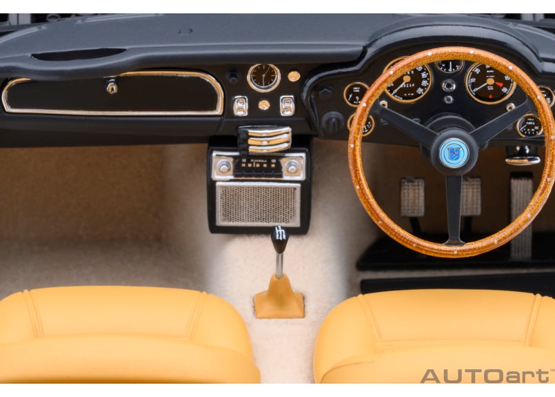 AUTOart 1/18 アストンマーチン DB5 （ダークグリーン） 70286 | AUT