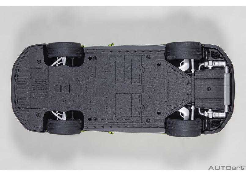 AUTOart 1/18 ポルシェ 911 （991.2） GT2 RS ヴァイザッハ・パッケ