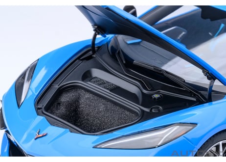 AUTOart 1/18　シボレー コルベット （C8） スティングレイ Z51 （ブルー）　71281