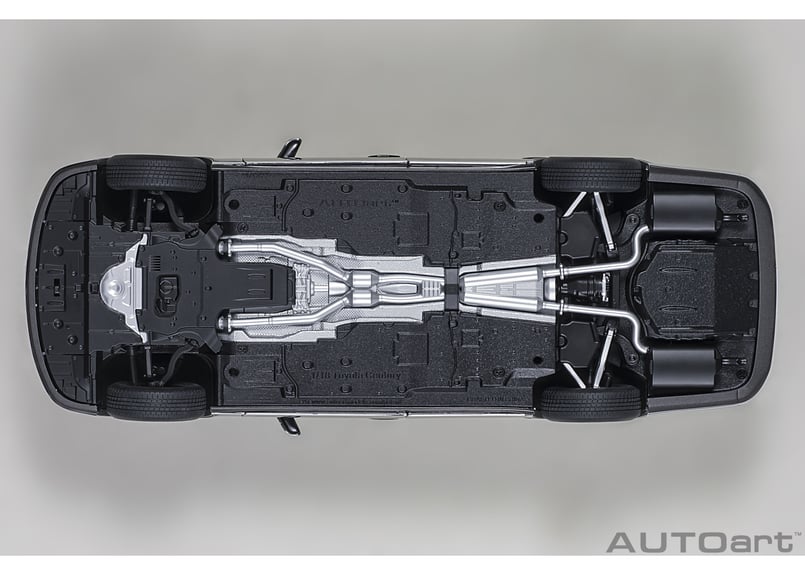 AUTOart 1/18 トヨタ センチュリー スペシャルエディション AUTOart 1/18 トヨタ センチュリー スペシャルエディション