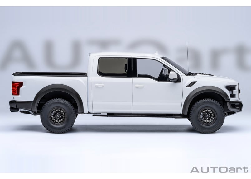 AUTOart 1/18 フォード F-150 ラプター スーパークルー 2019 （ホワイト
