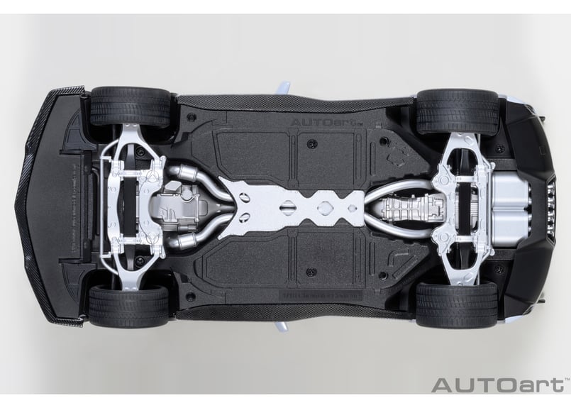 AUTOart 1/18 シボレー コルベット (C7) ZR1 (グレー AUTOart 1/18 シボレー コルベット (C7) ZR1 (グレー
