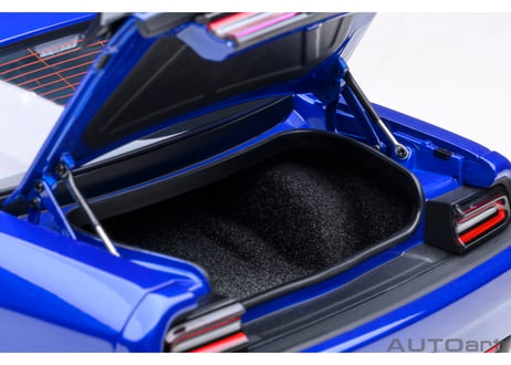 AUTOart 1/18　ダッジ チャレンジャー R/T スキャットパック ワイドボディ 2022 （INDIGO BLUE / メタリック・ブルー）　71772