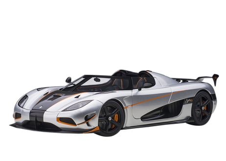 AUTOart 1/18　ケーニグセグ アゲーラ RS （メタリック・シルバー／カーボンブラック）　79024