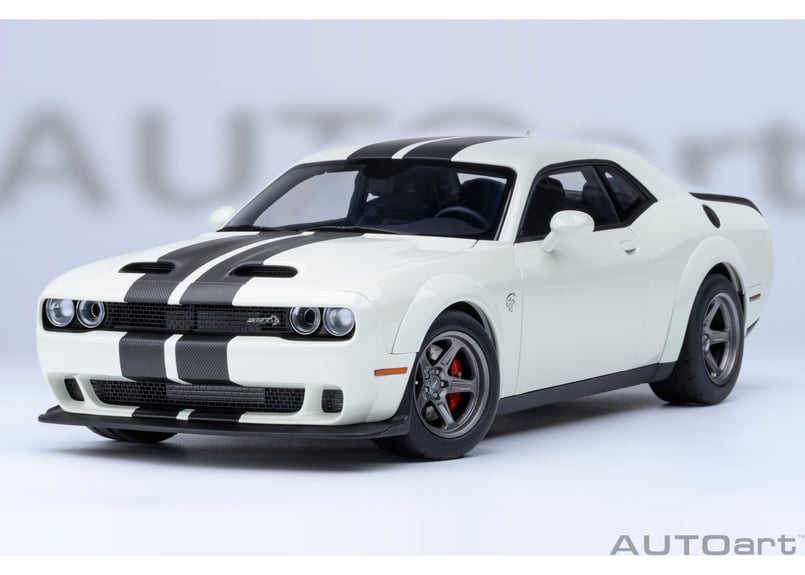 AUTOart 1/18 ダッジ チャレンジャー SRT スーパー ストック 2023