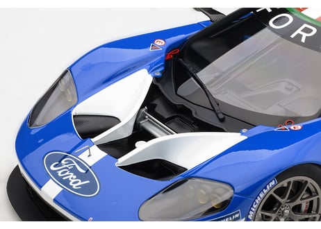 AUTOart 1/18　フォード GT 2016 #66 （ル・マン24時間レース LMGTE Proクラス4位）　81610