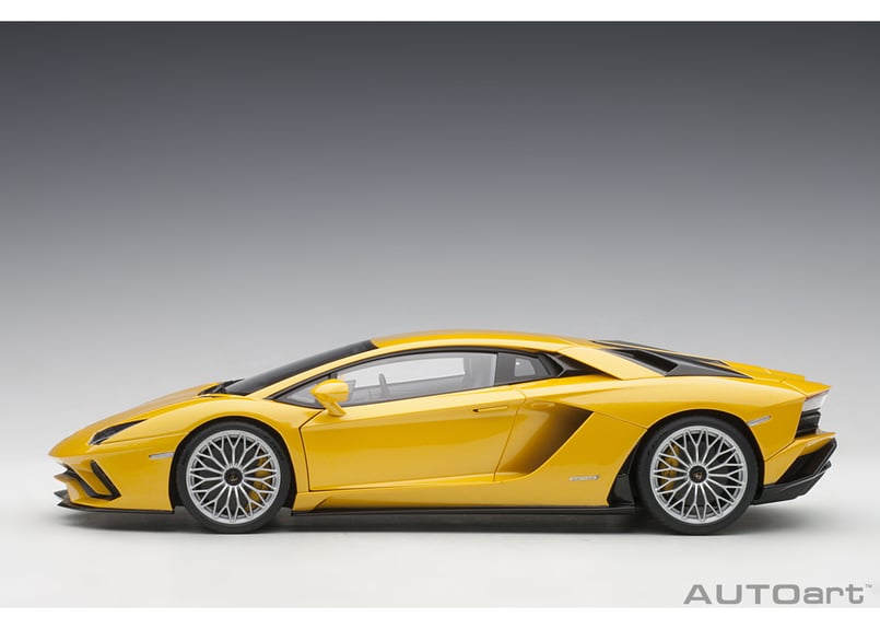 AUTOart 1/18 ランボルギーニ アヴェンタドール S (メタリック AUTOart 1/18 ランボルギーニ アヴェンタドール S (メタリック