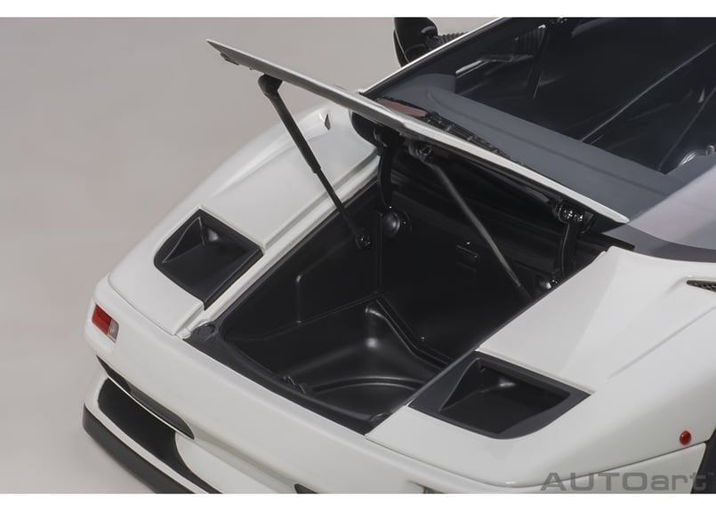 AUTOart 1/18 ランボルギーニ ディアブロ SV-R （IMPACT WHITE／ホ