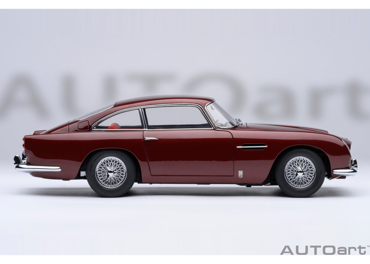 AUTOart 1/18 アストンマーチン DB5 （ダークレッド・メタリック