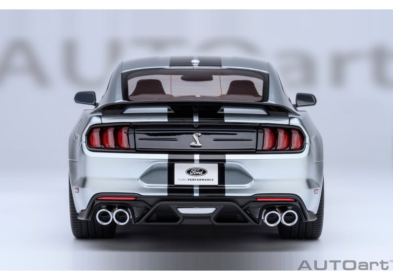 AUTOart 1/18 フォード マスタング シェルビー GT500 （シルバー