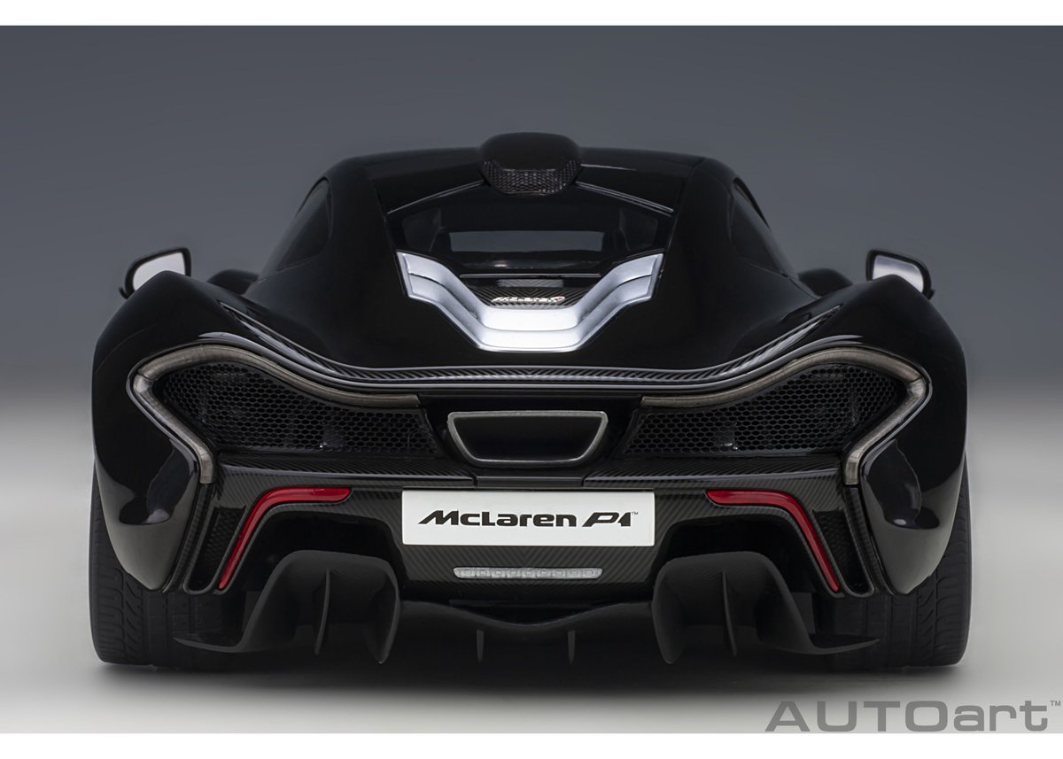 AUTOart 1/18 マクラーレン P1 （メタリック・ブラック／レッド