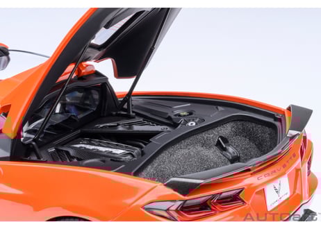 AUTOart 1/18　シボレー コルベット （C8） スティングレイ Z51 （オレンジ）　71283