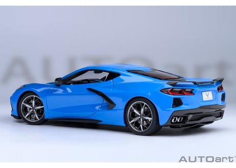AUTOart 1/18　シボレー コルベット （C8） スティングレイ Z51 （ブルー）　71281