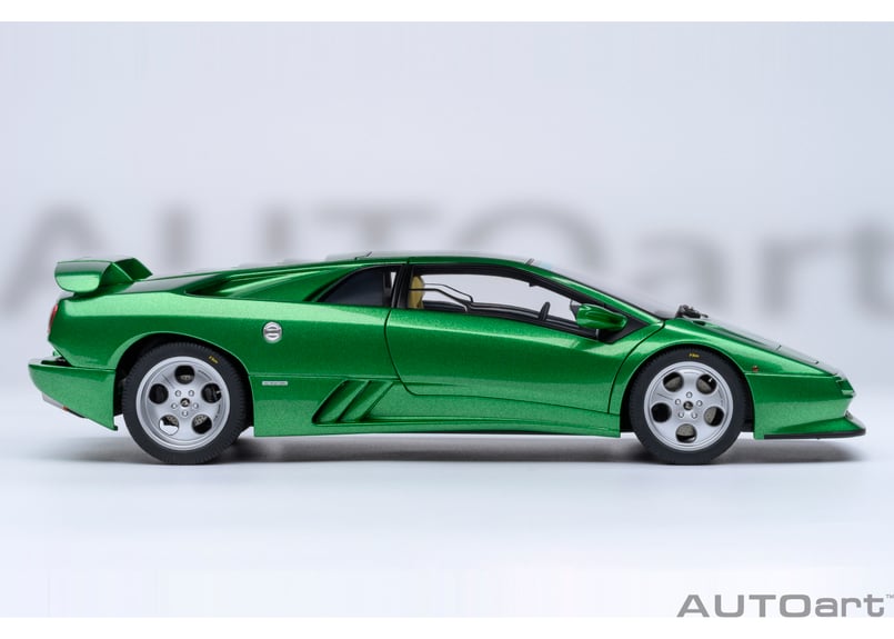 AUTOart 1/18 ランボルギーニ ディアブロ SE30 （メタリック・グリーン